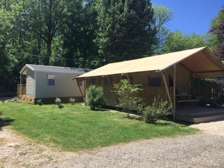 Camping De La Bonnette Caylus Bagian luar foto