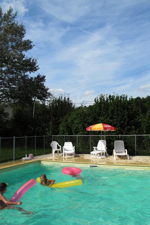 Camping De La Bonnette Caylus Bagian luar foto